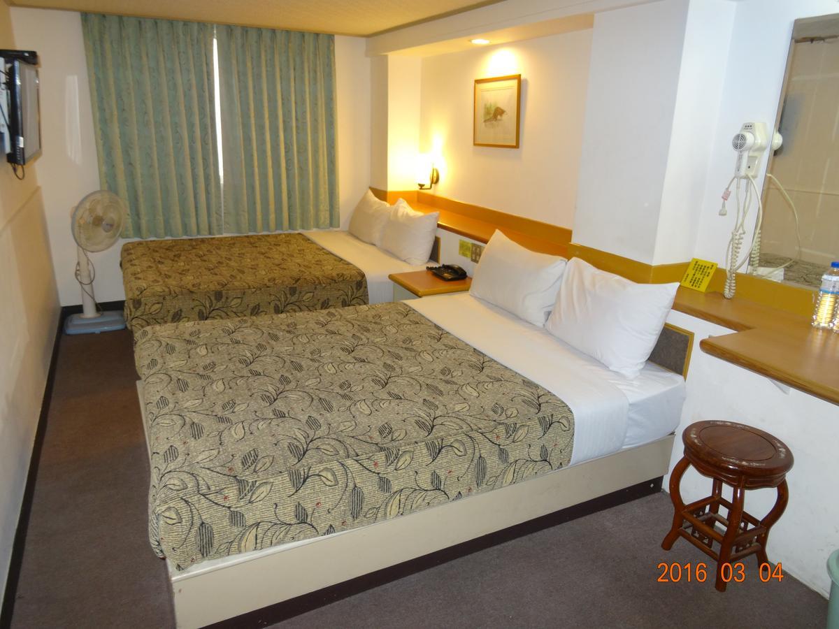 Jia Xin Hotel Kota Chiayi Bagian luar foto