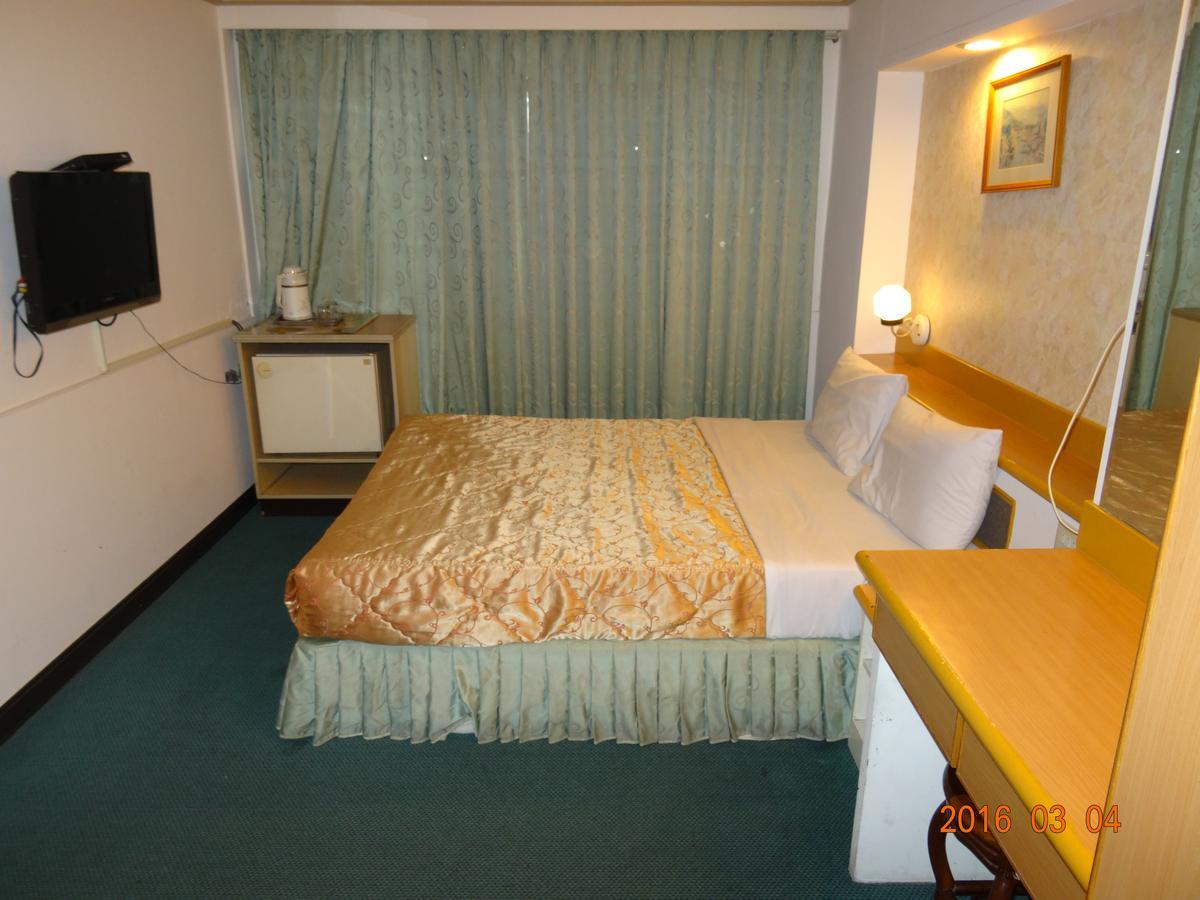 Jia Xin Hotel Kota Chiayi Bagian luar foto