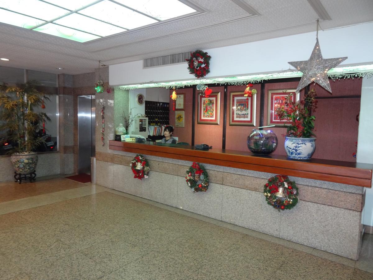 Jia Xin Hotel Kota Chiayi Bagian luar foto