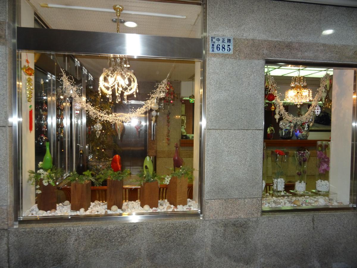 Jia Xin Hotel Kota Chiayi Bagian luar foto
